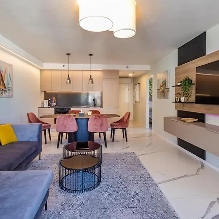 Apartment Gracul Luxury By Irundo *